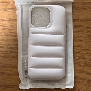 2 iphone 13 pro puffer cases